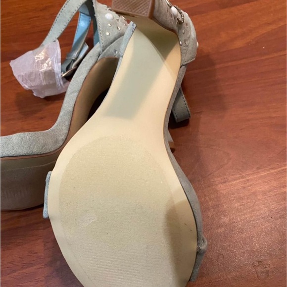 JustFab Women's Heels Size 6.5 - Picture 4 of 4